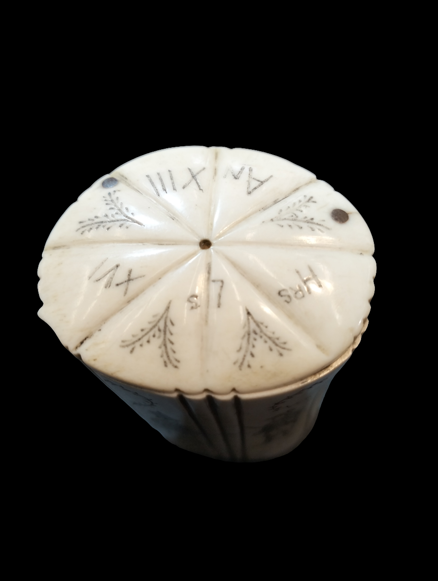 French Bone prisoner of war snuff box